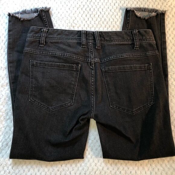 Free People black, raw hem, destroyed. Sz 27 - Picture 1 of 8